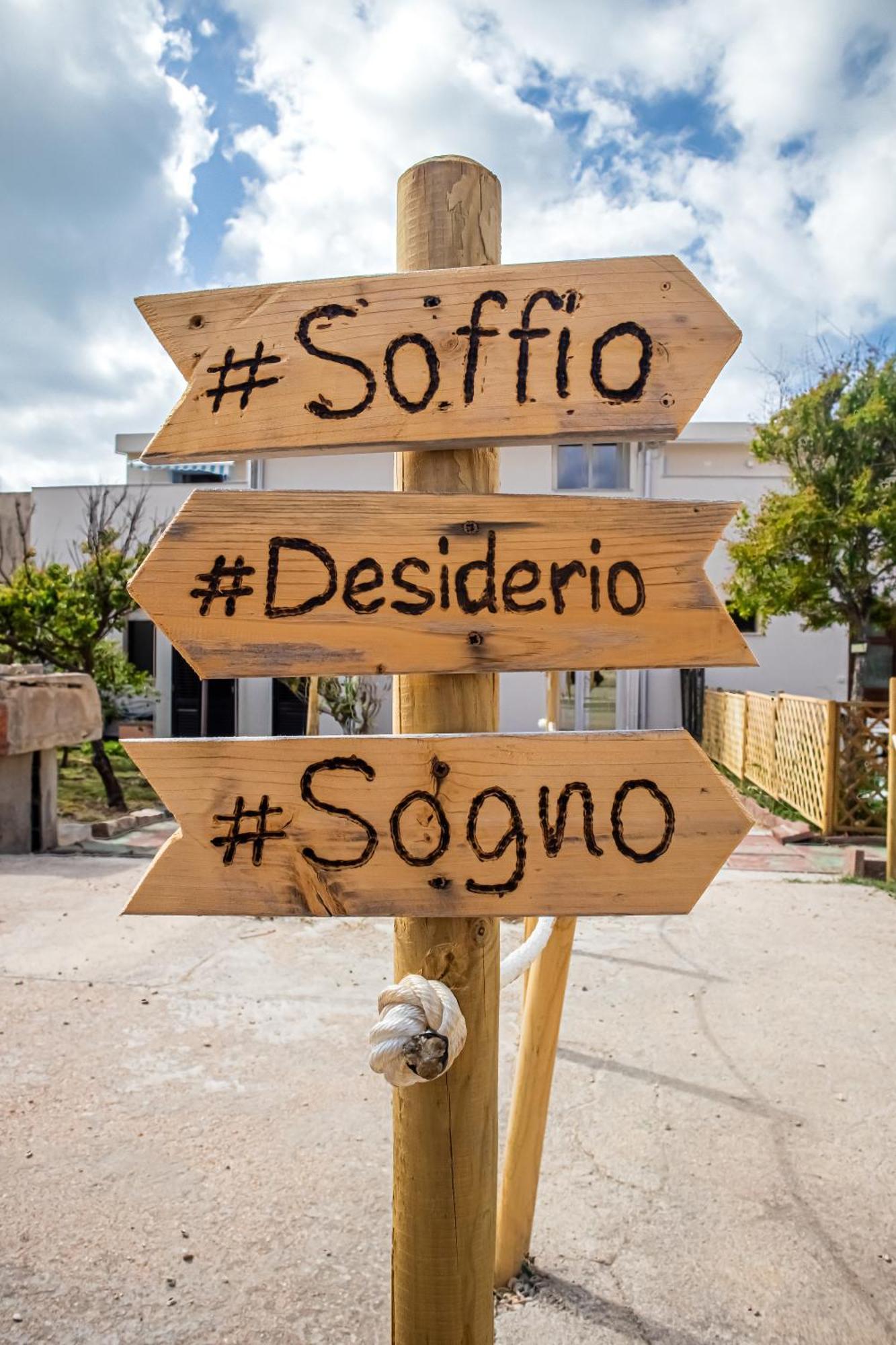 מלון קאסטלסארדו Il Soffione מראה חיצוני תמונה